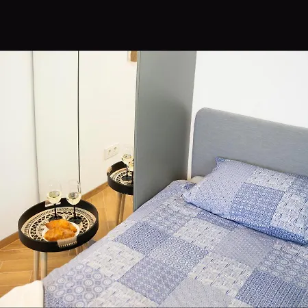 Groundfloor On The Hill Каунас